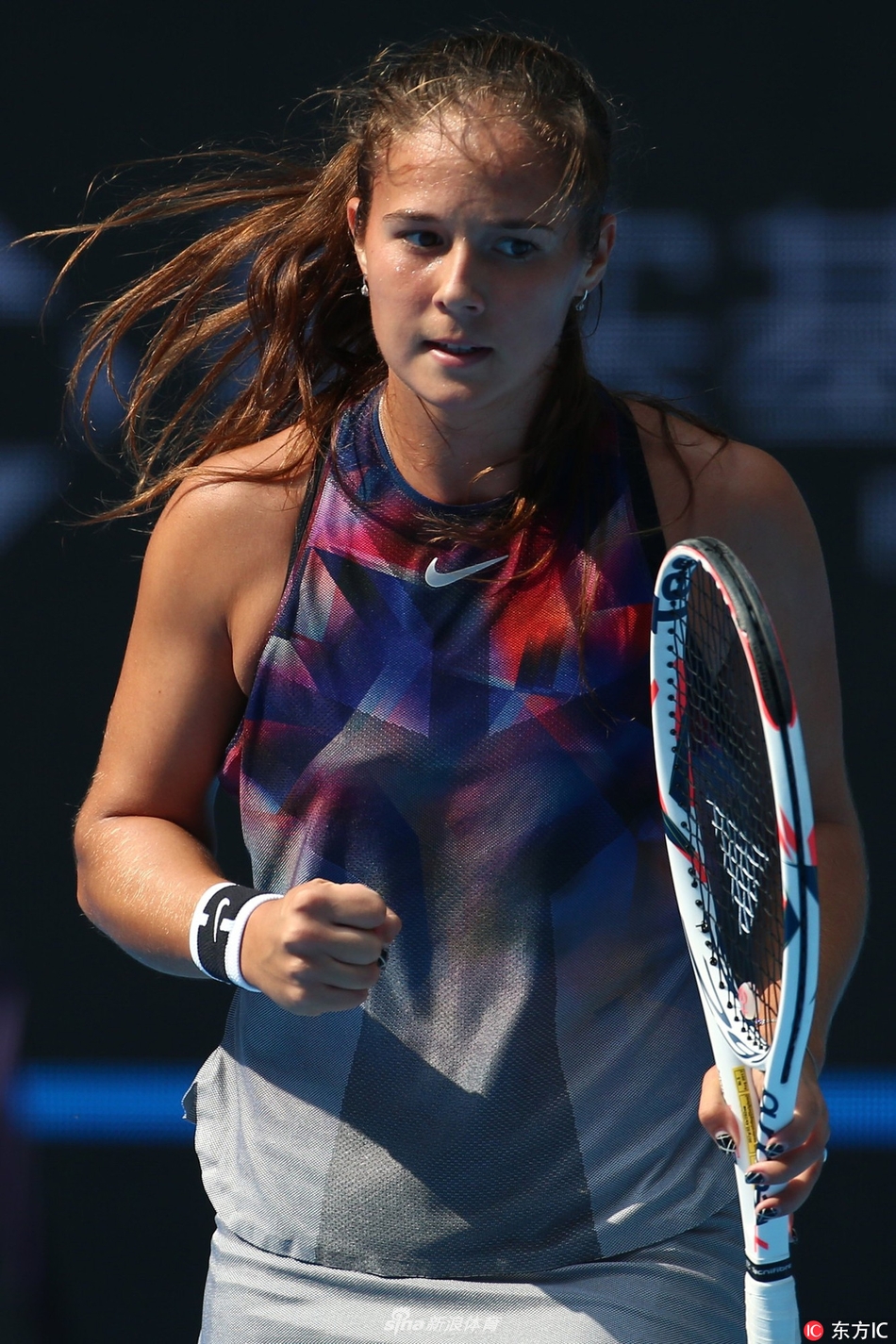 长克制他的 长克制他的